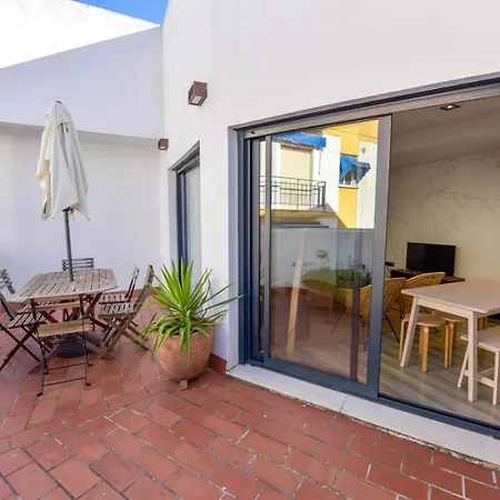 New! Penthouse With 2 Private Terraces
